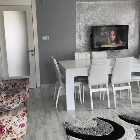 Διαμέρισμα Baran Apart *